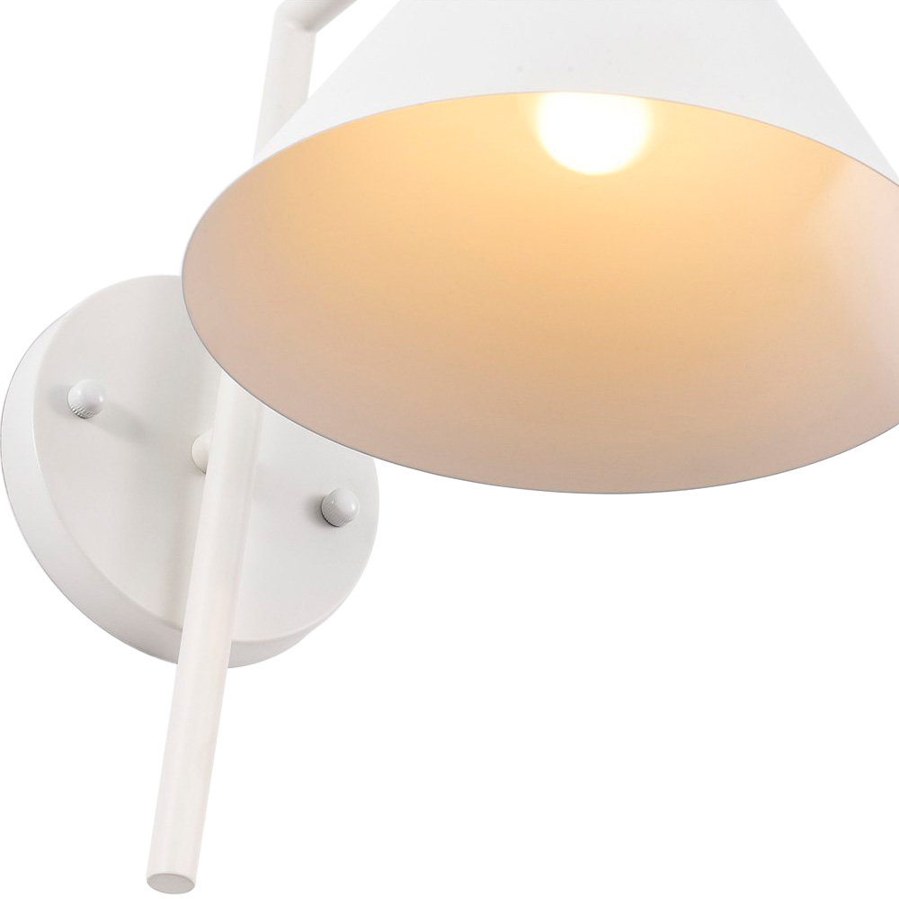 GFURN Reino Wall Lamp - White