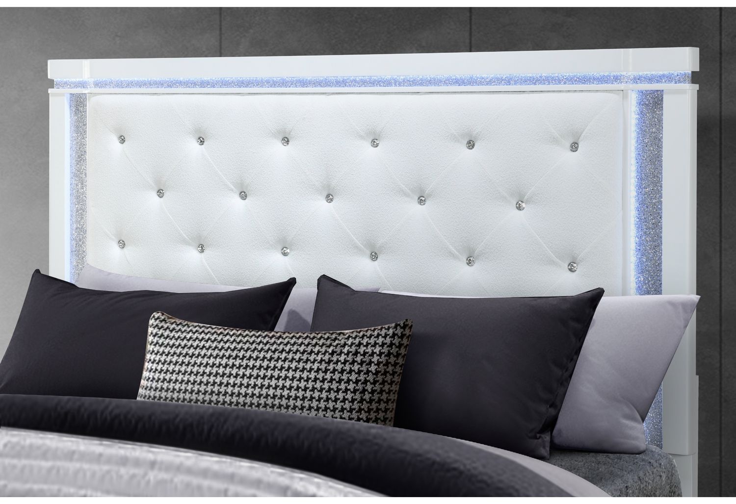 GF Alina White Bed With Led