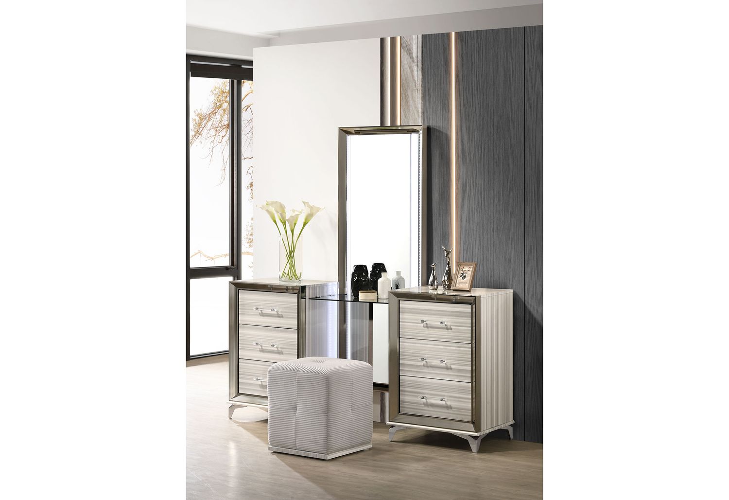 GF - Zambrano Vanity With Led