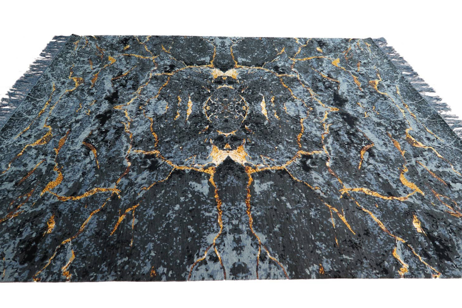 Gordian Rugs Scarab Rug Black - 4" x 6"