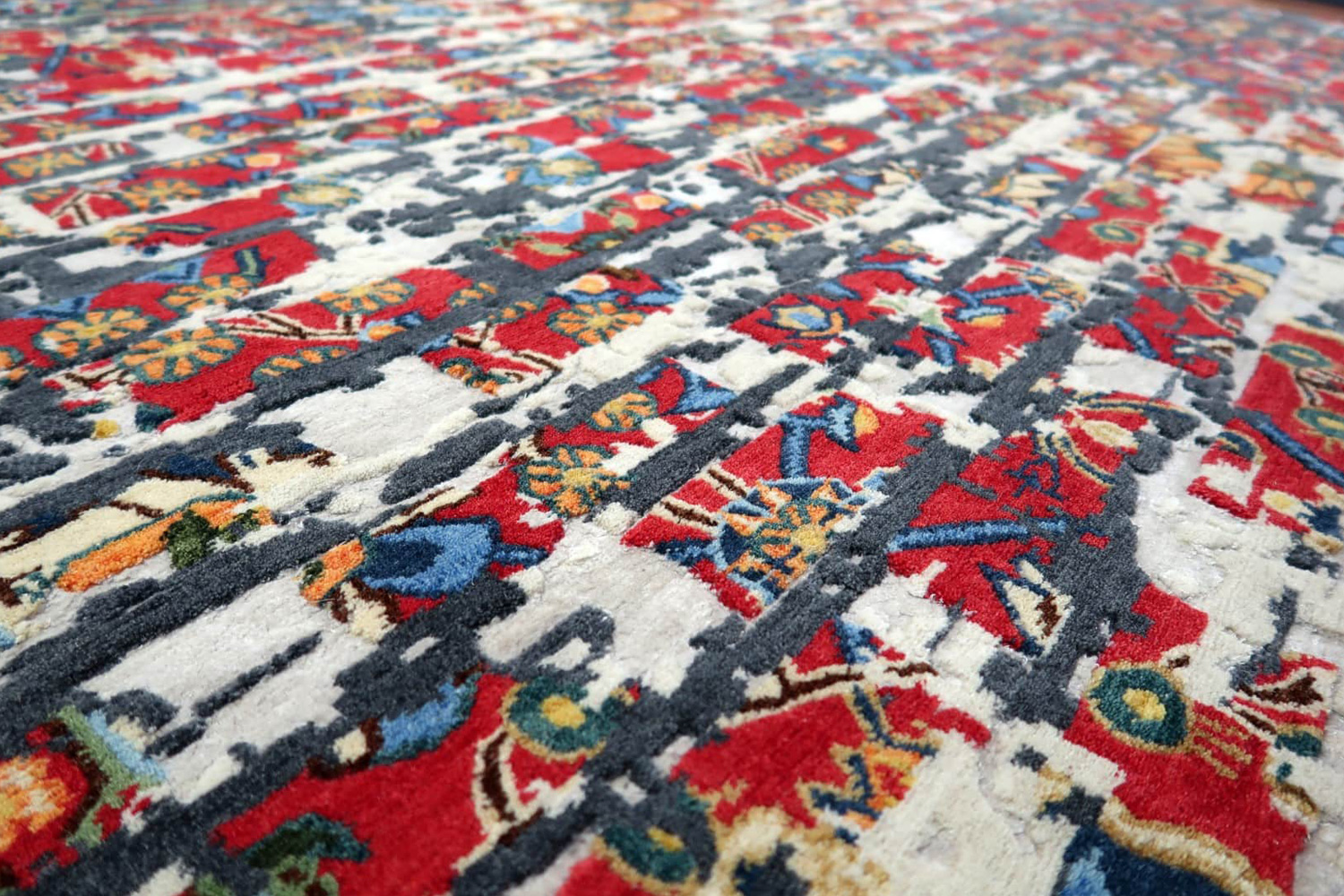 Gordian Rugs Laterem Modern Persian Rug - Multi Color/Red, 5" x 8"