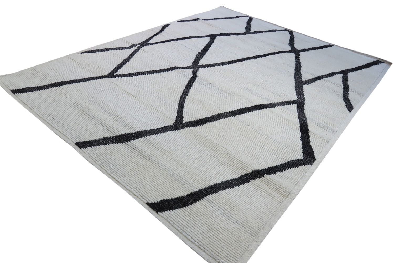 Gordian Rugs - Modern Moroccan Rug Beni Ourain Design