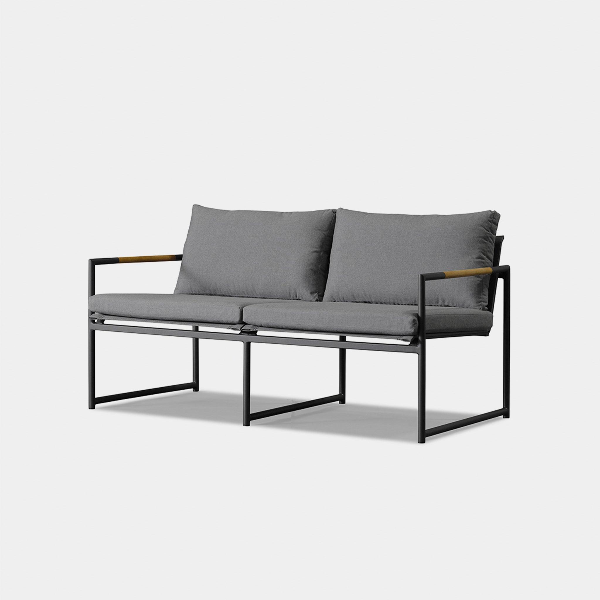 Harbour Breeze 2 Seat Sofa - Aluminum Asteroid, Lisos Grafito, Batyline Silver