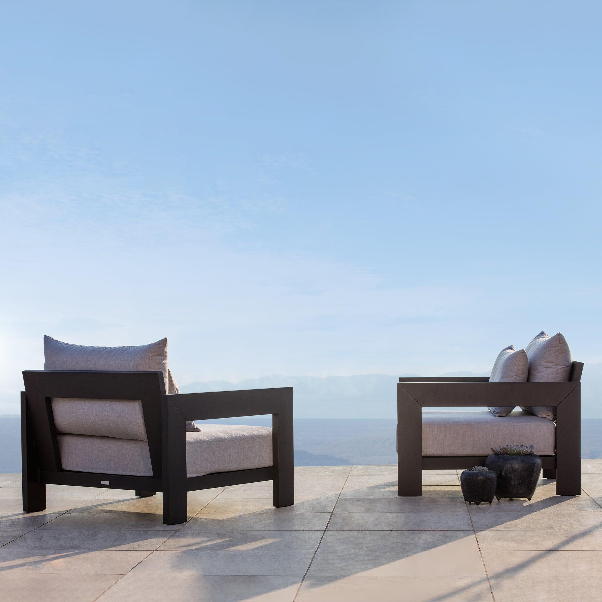 Harbour Hampton Lounge Chair - Aluminum Asteroid, Lisos Piedra, Batyline Silver