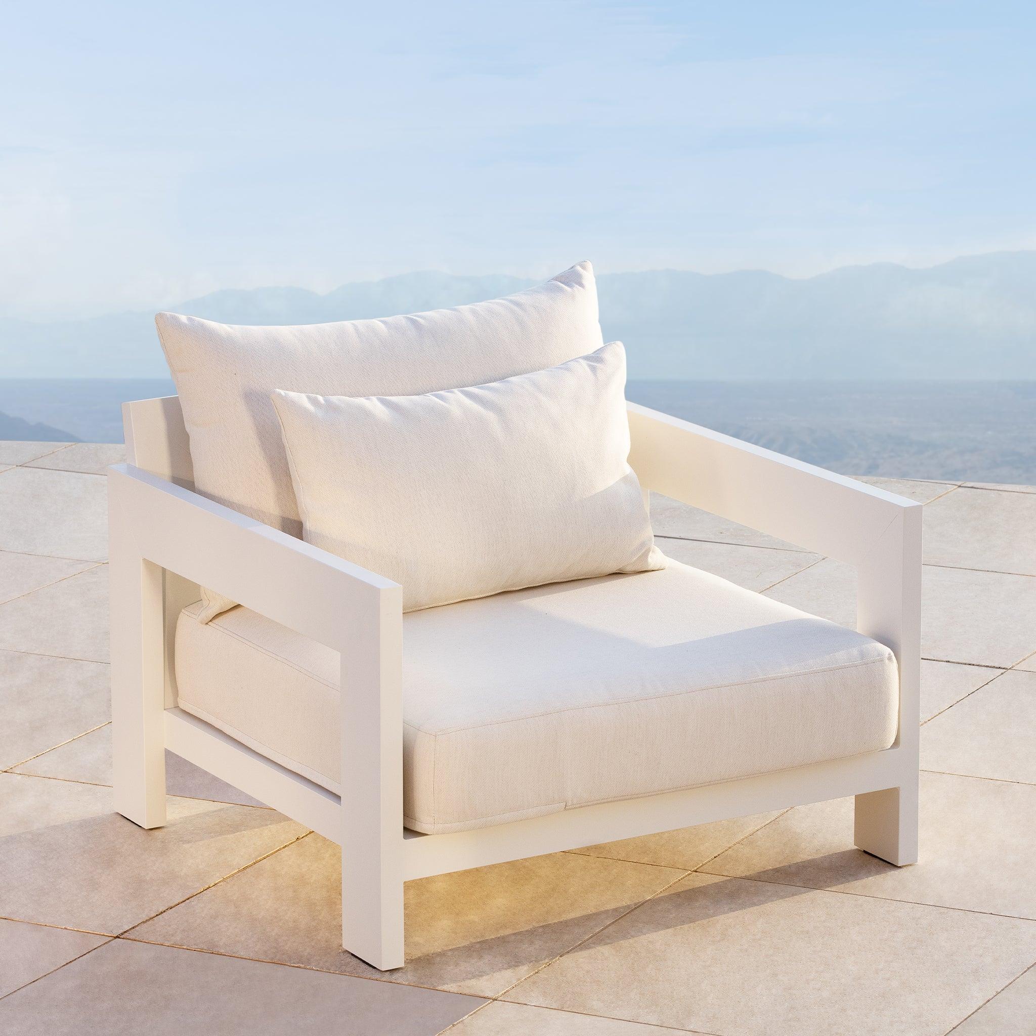 Harbour Hampton Lounge Chair - Aluminum Asteroid, Lisos Piedra, Batyline Silver