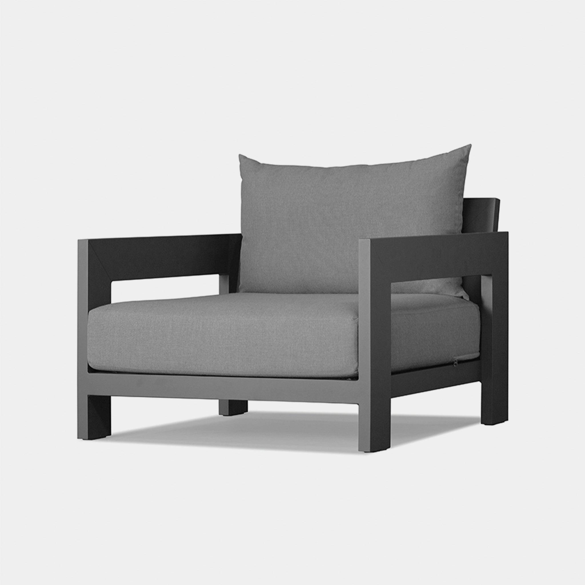 Harbour Hampton Lounge Chair - Aluminum Asteroid, Copacabana Midnight, Batyline Silver