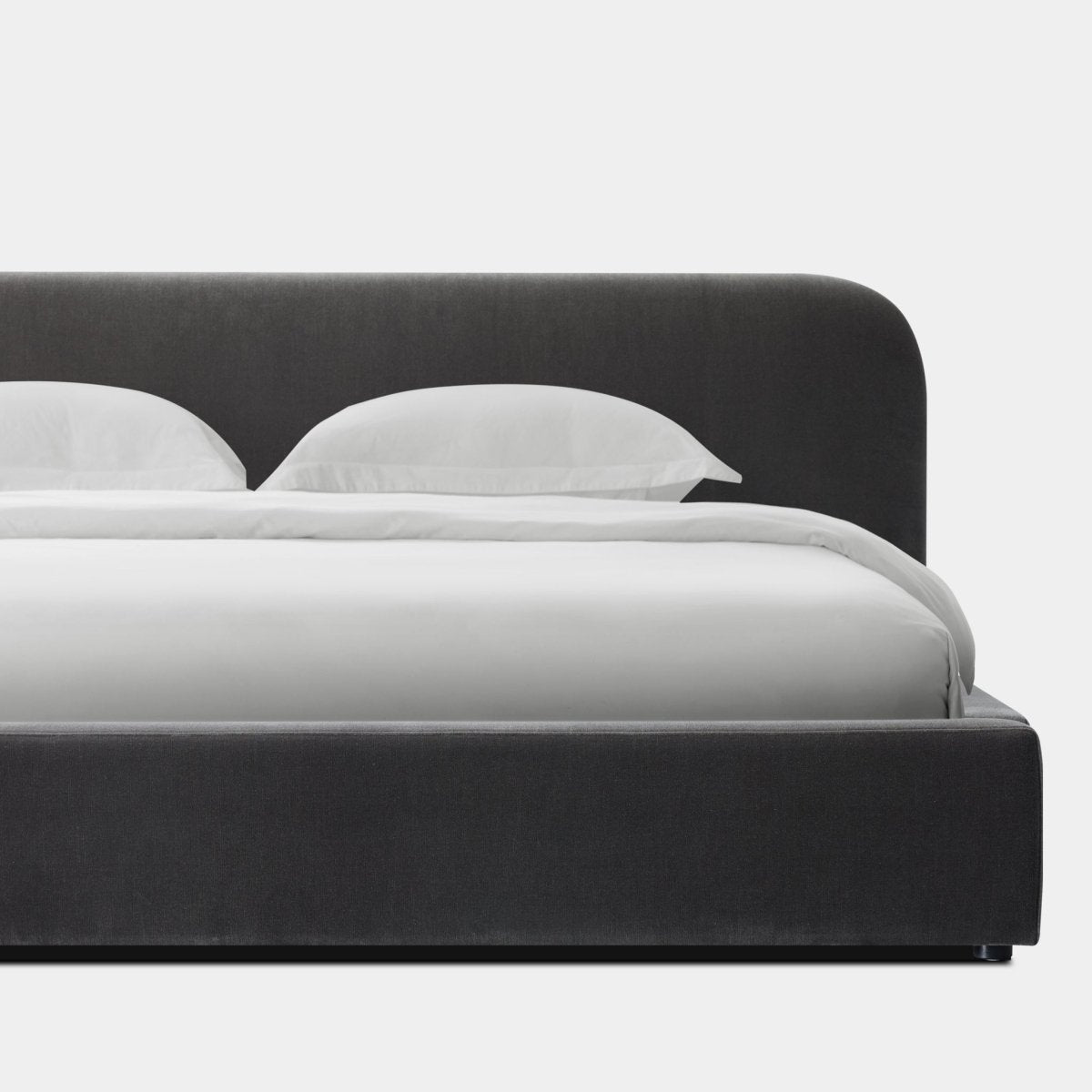 Harbour Harlowe Queen Bed - Velvet Dark Gray