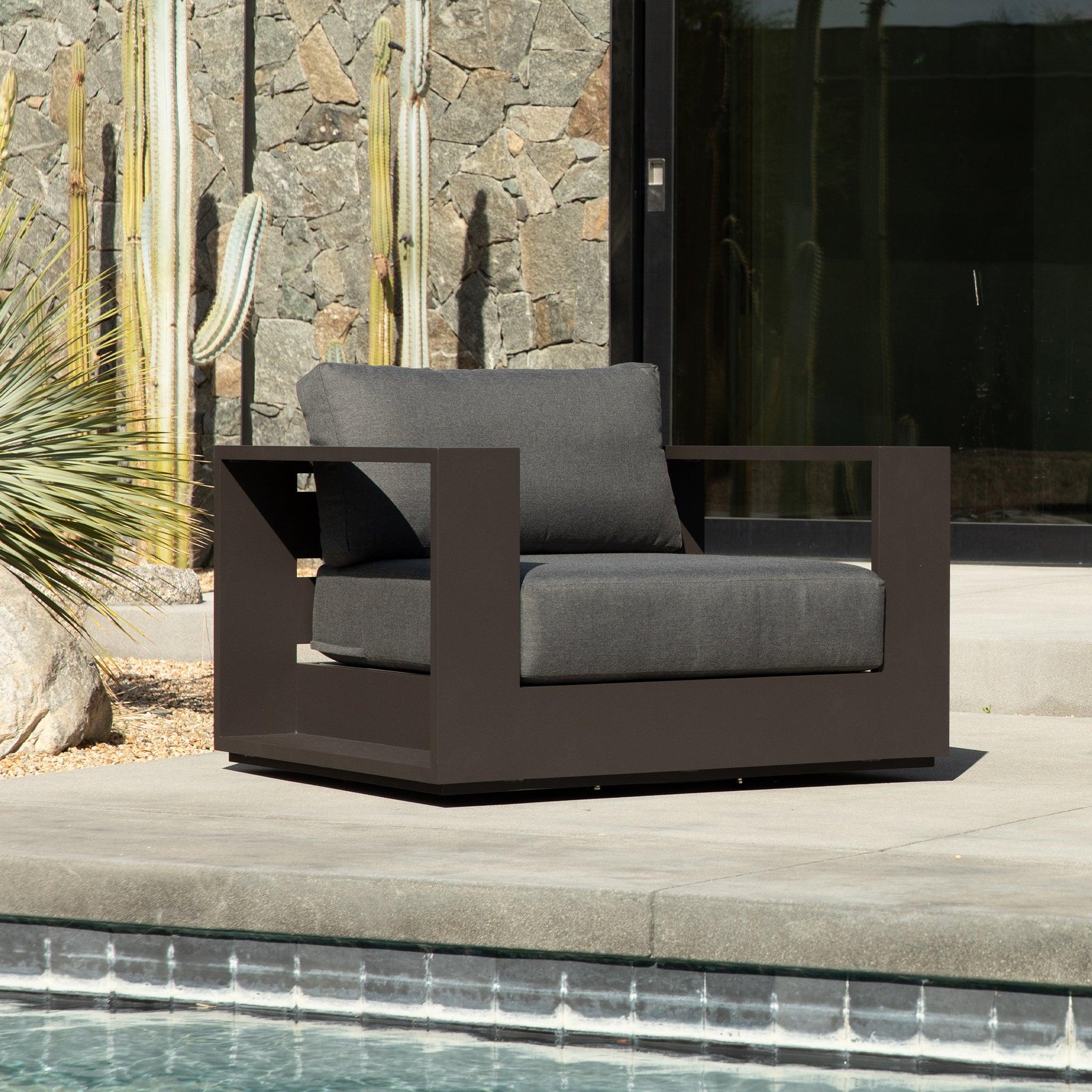 Harbour - Hayman Swivel Lounge Chair