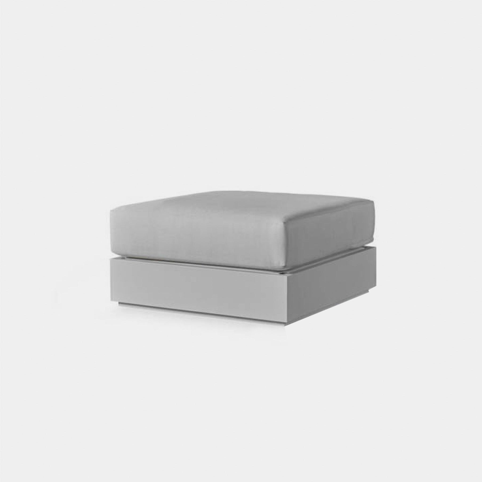 Harbour Hayman Ottoman - Aluminum Asteroid, Lisos Grafito, Batyline Silver