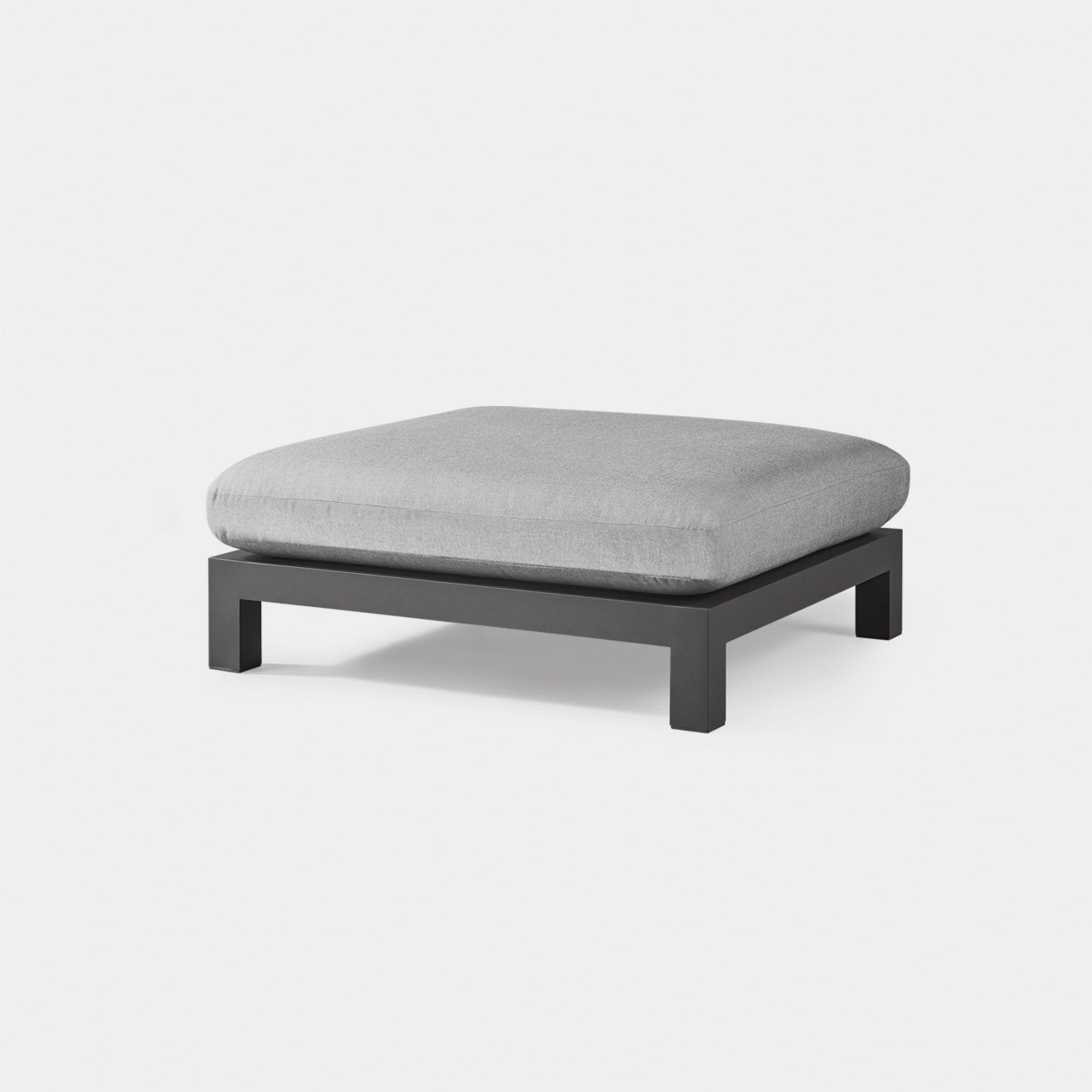 Harbour Pacific Aluminum Ottoman - Aluminum Asteroid, Lisos Grafito