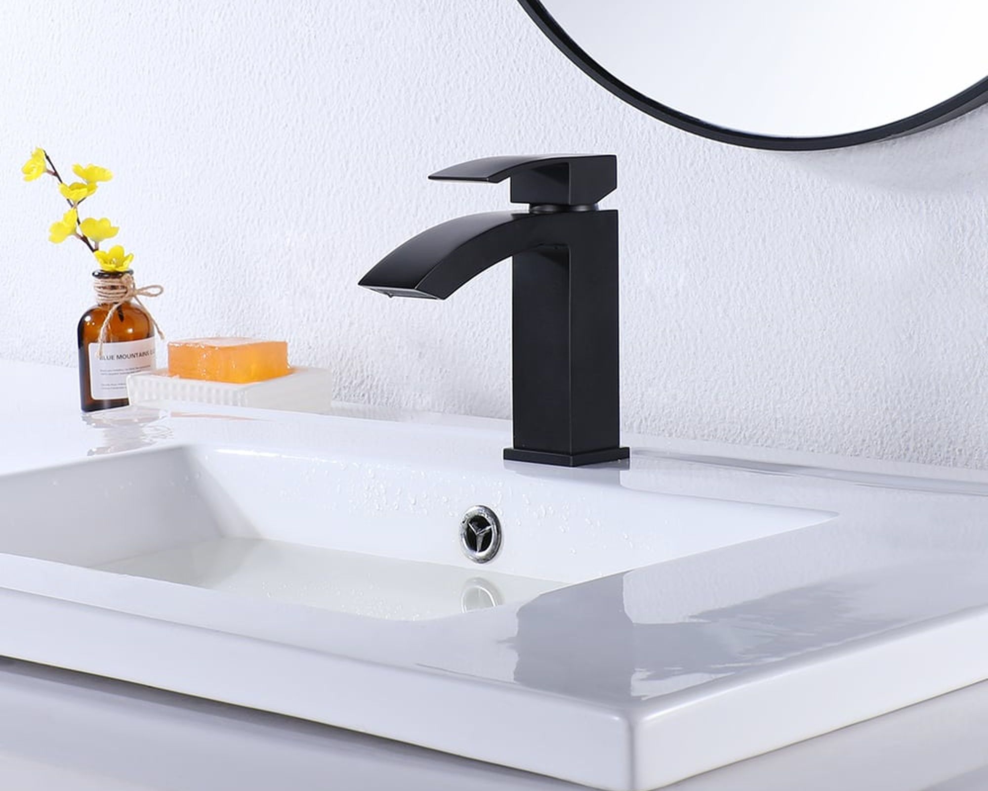 HMR Single Hole Deck Mounted Bathroom Sink Faucet - Black