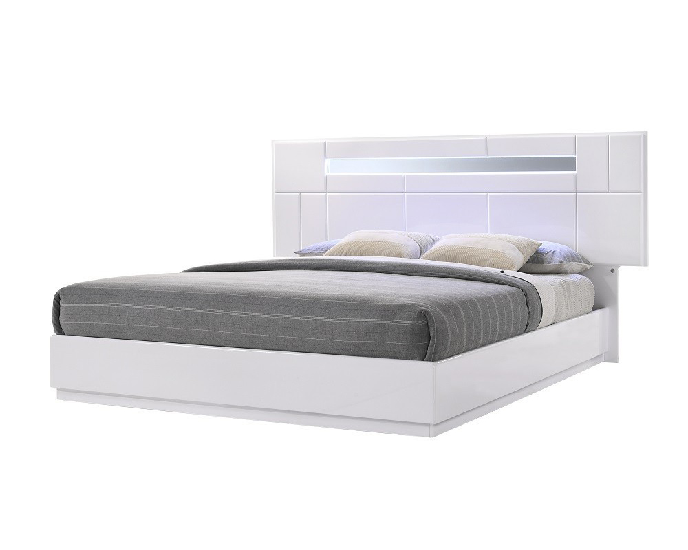 J&M Palermo King Size Bed - White/Chrome