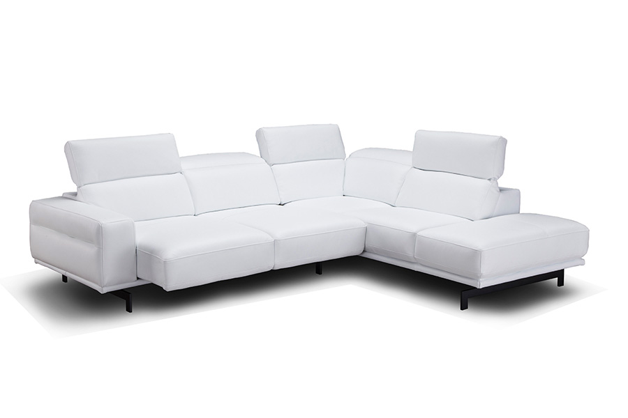 J&M Davenport Sectional - Right Facing, Snow White