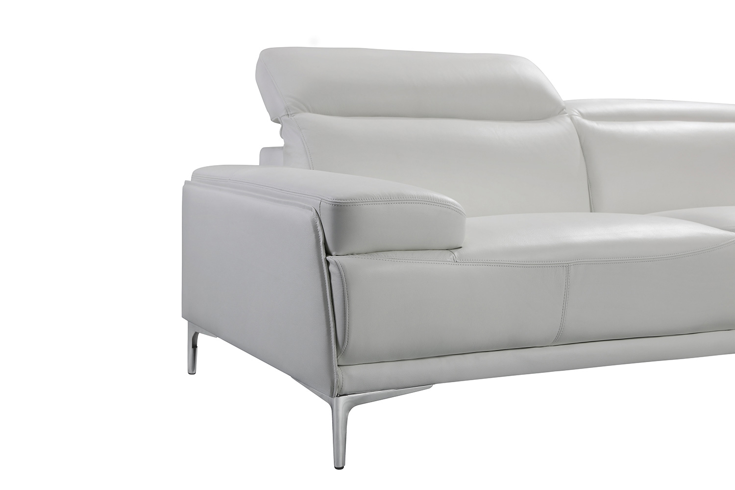 J&M Nicolo Loveseat - White