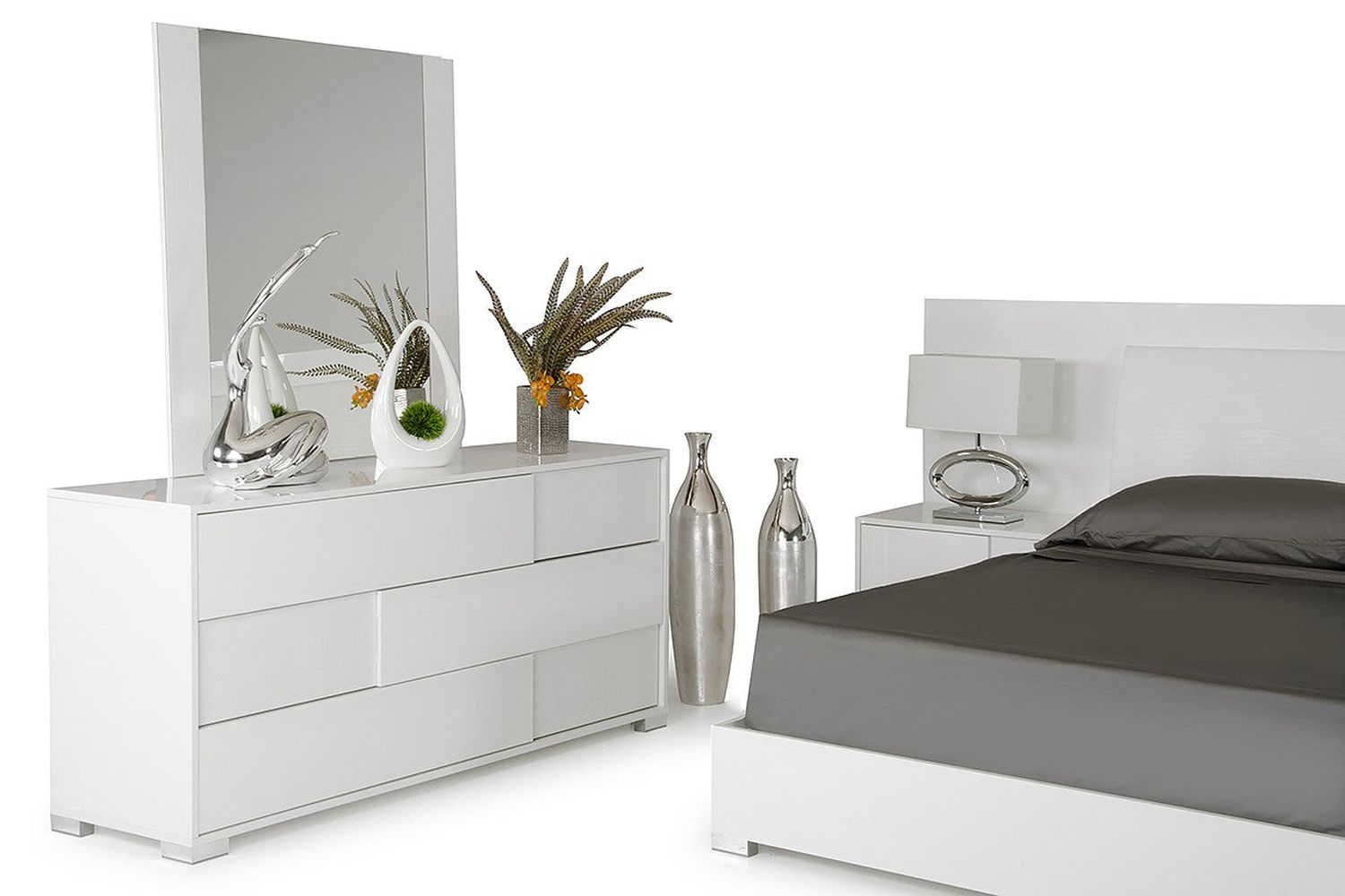 Jubilee - Monida Modern Bed