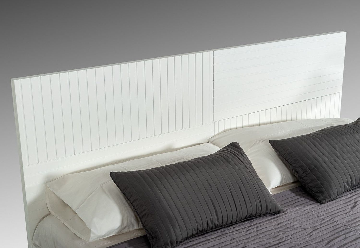 Jubilee - Vanity Contemporary Bed