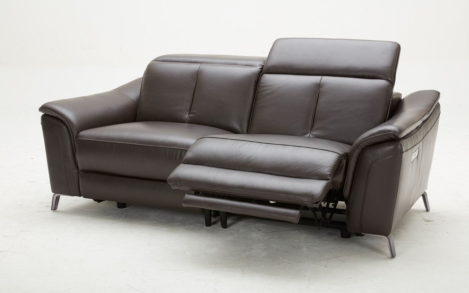 Jubilee - Rium Loveseat with Recliner