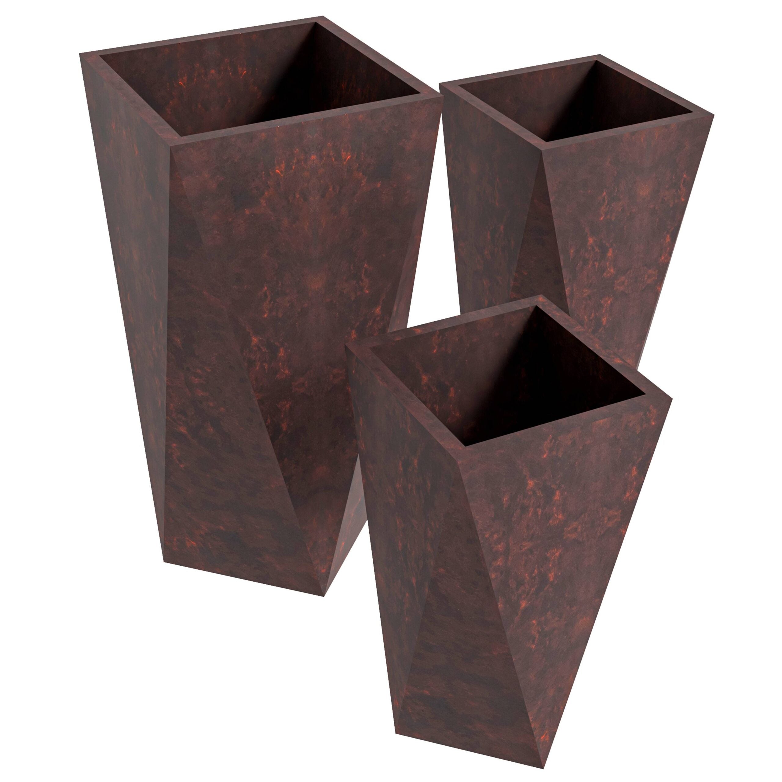 LeisureMod Aloe Modern Fiberstone and Clay Planters (Set of 3)