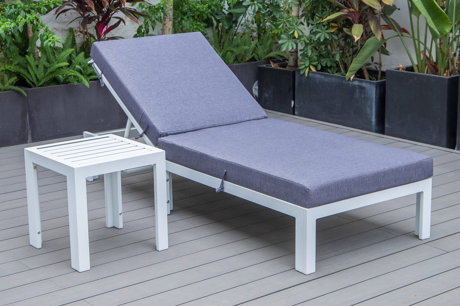 LeisureMod Chelsea Modern Outdoor White Chaise Lounge Chair with Side Table and Cushions - Blue