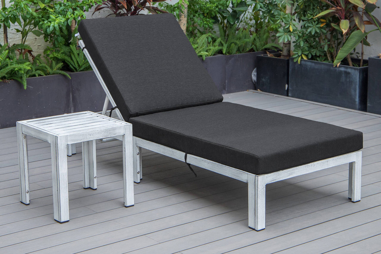 LeisureMod Chelsea Modern Outdoor Weathered Gray Chaise Lounge Chair with Side Table and Cushions - Black