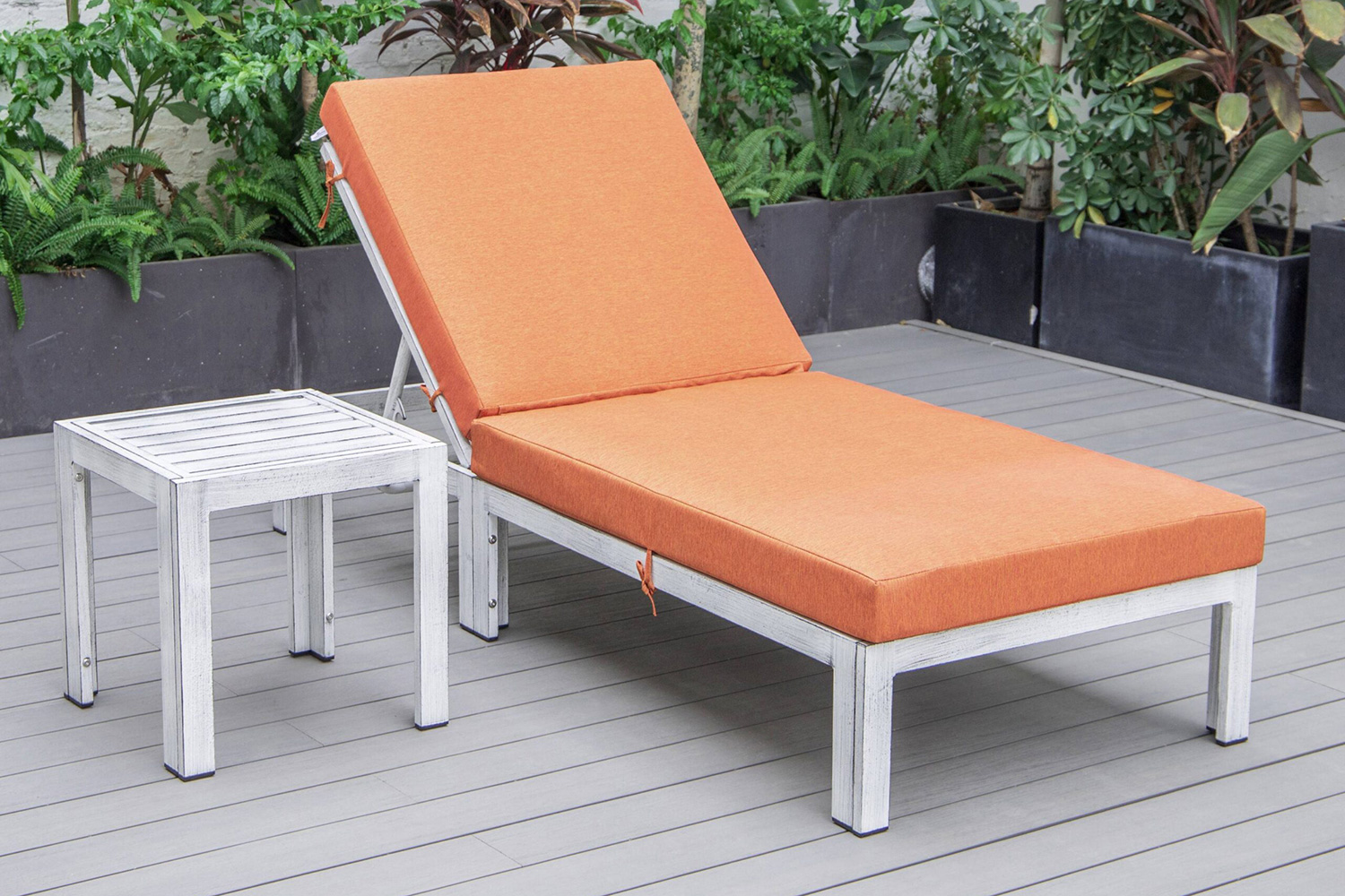 LeisureMod Chelsea Modern Outdoor Weathered Gray Chaise Lounge Chair with Side Table and Cushions - Orange