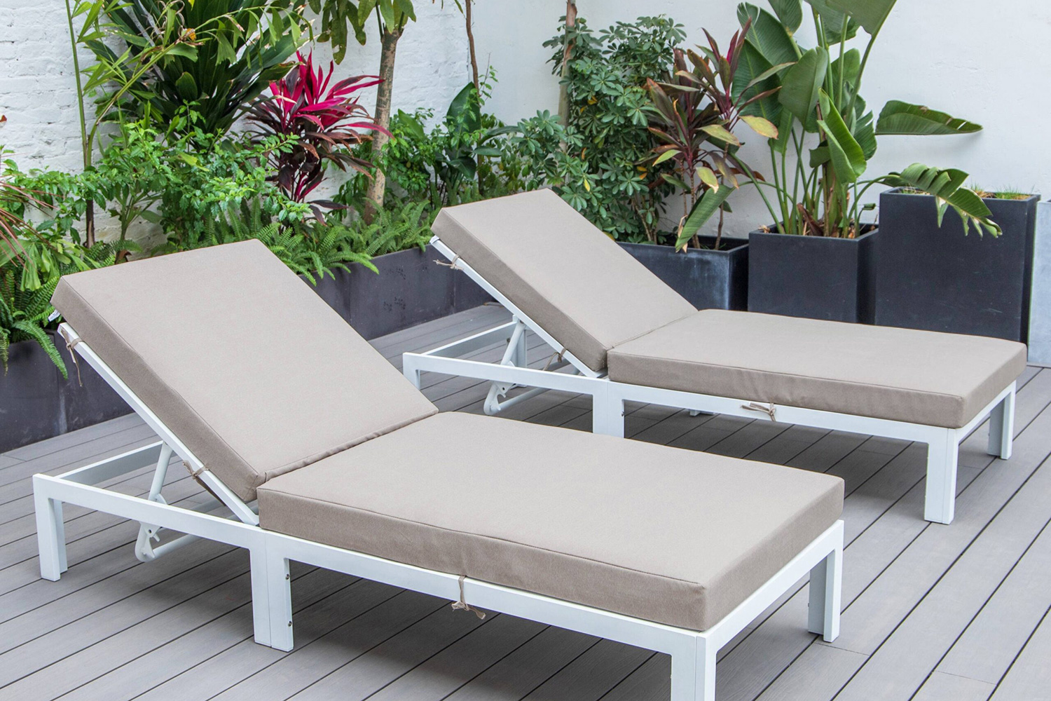 LeisureMod Chelsea Modern Outdoor White Chaise Lounge Chair with Cushions (Set Of 2) - Beige