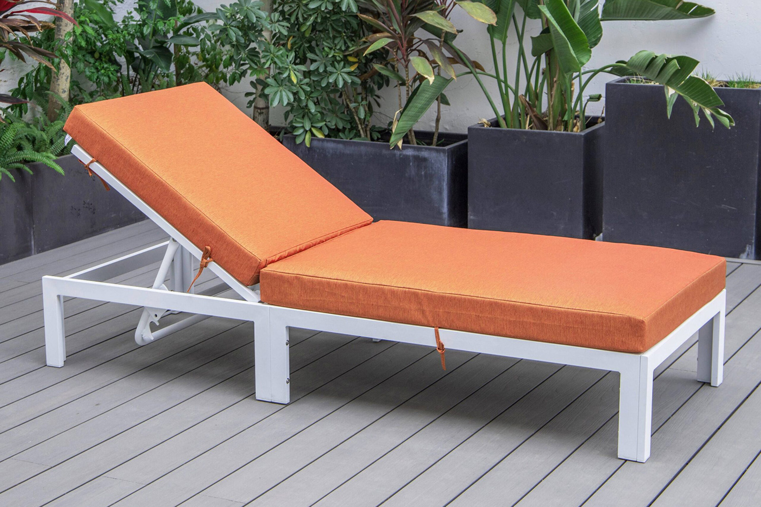 LeisureMod Chelsea Modern Outdoor White Chaise Lounge Chair with Cushions - Orange