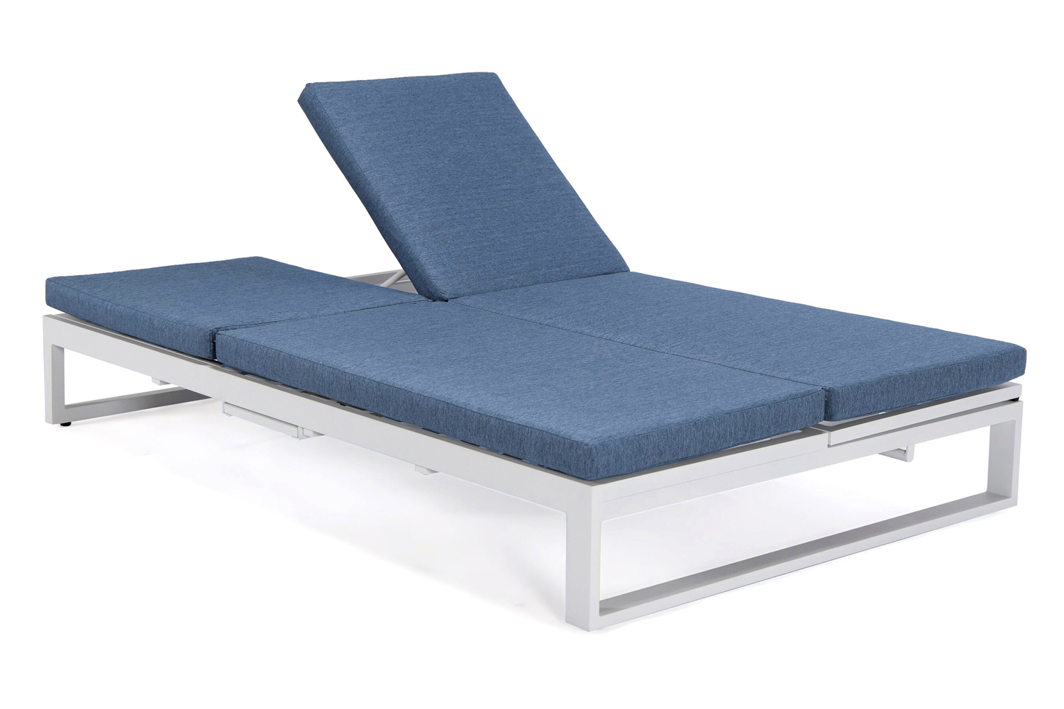 LeisureMod Chelsea Convertible Double Chaise Lounge Chair and Sofa with Cushions - Blue, White