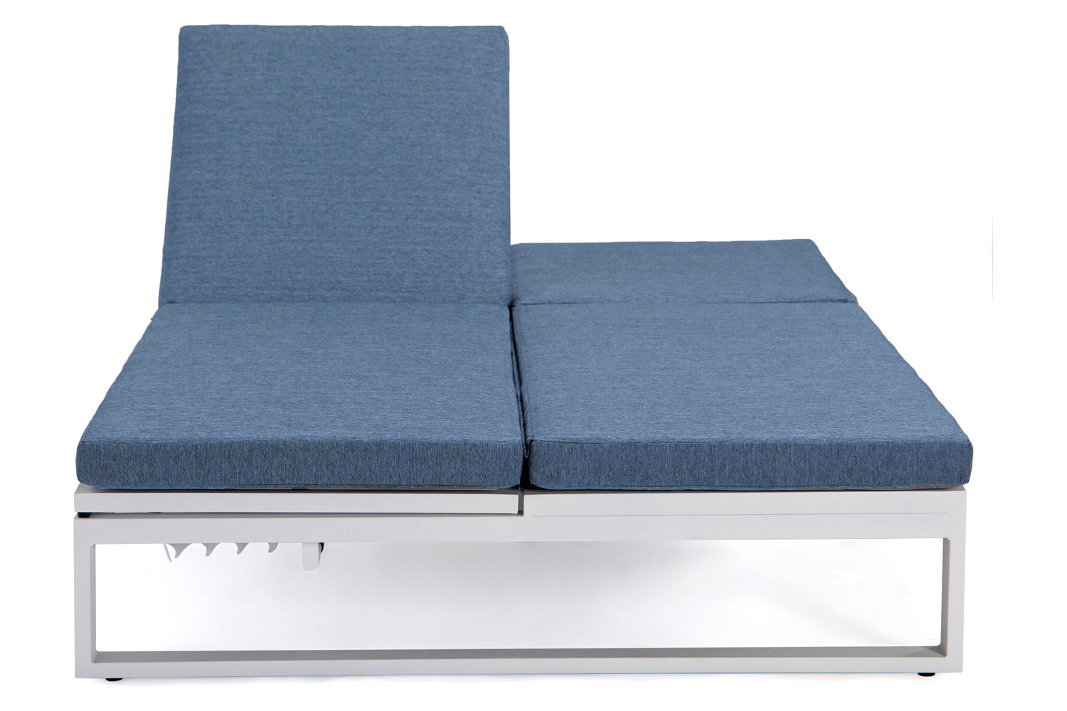 LeisureMod Chelsea Convertible Double Chaise Lounge Chair and Sofa with Cushions - Blue, White