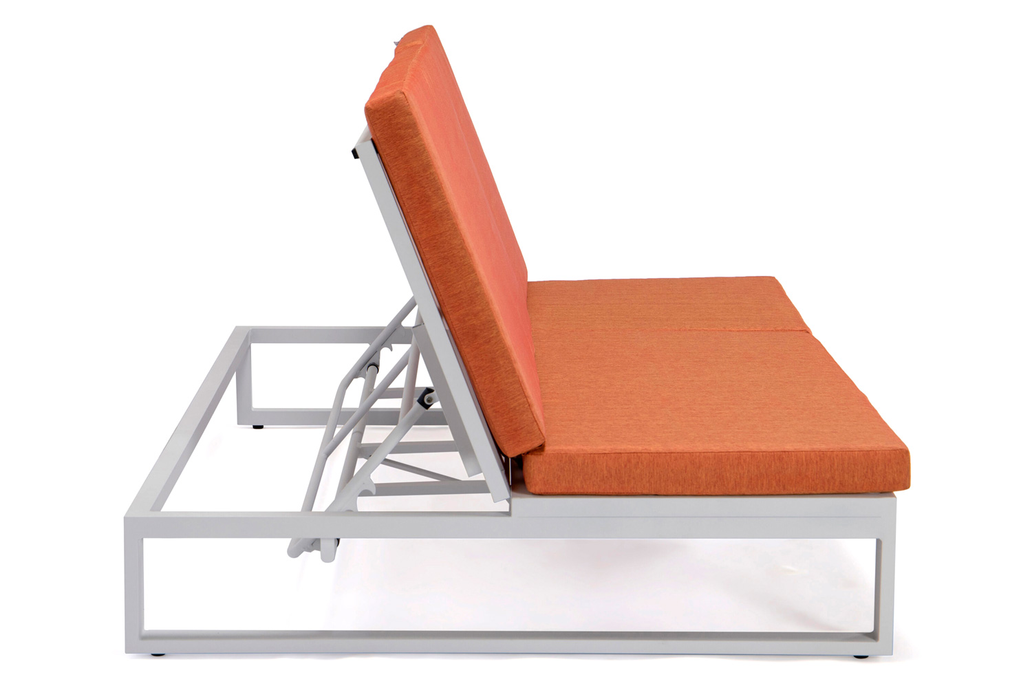 LeisureMod Chelsea Convertible Double Chaise Lounge Chair and Sofa with Cushions - Orange, White