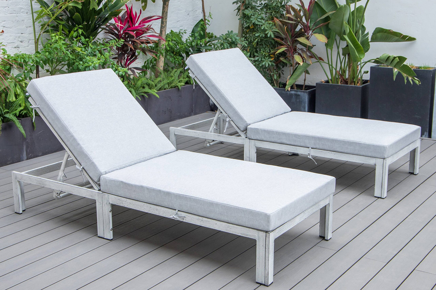 LeisureMod Chelsea Modern Outdoor Weathered Gray Chaise Lounge Chair with Cushions (Set Of 2) - Light Gray