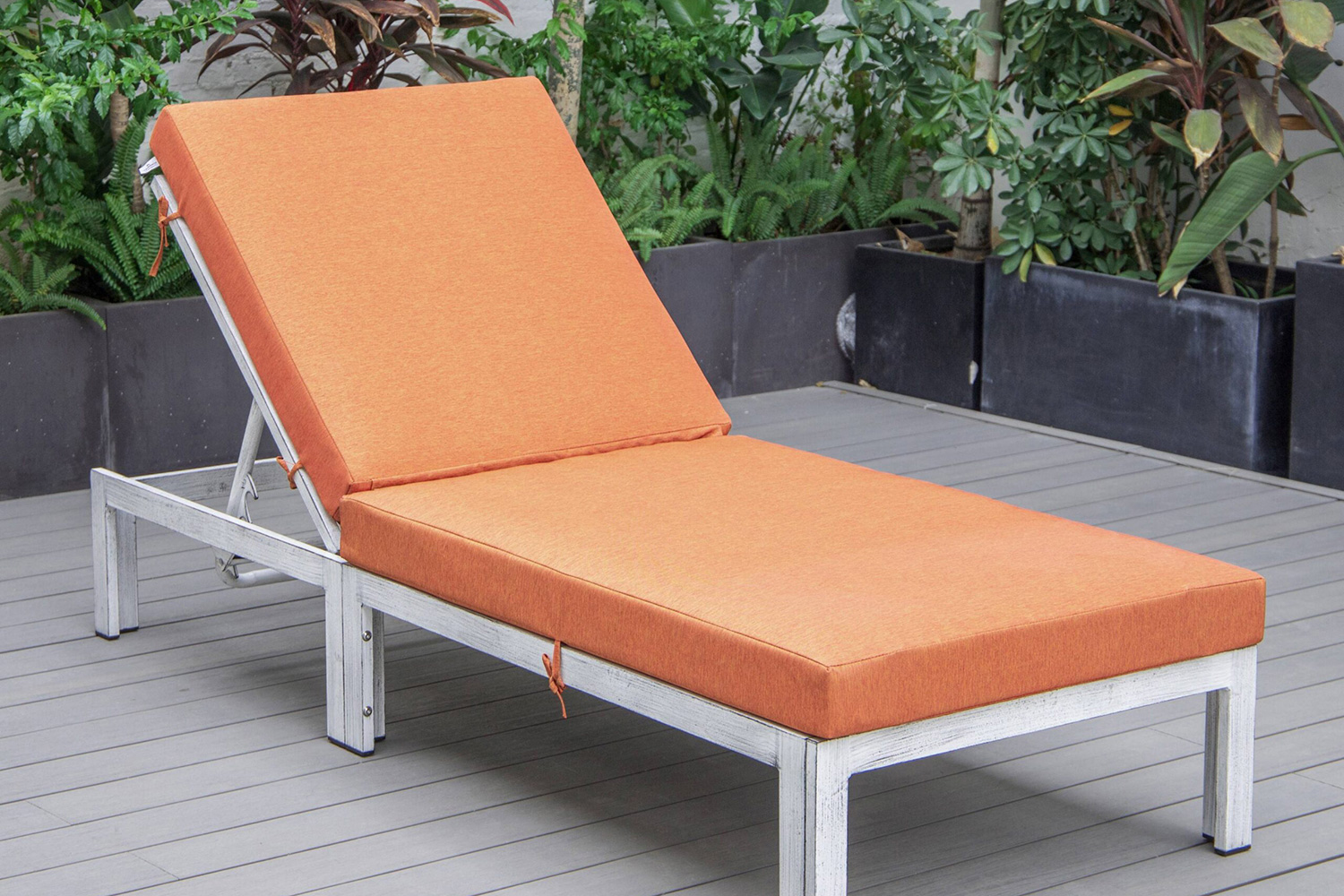 LeisureMod Chelsea Modern Outdoor Weathered Gray Chaise Lounge Chair with Cushions - Orange