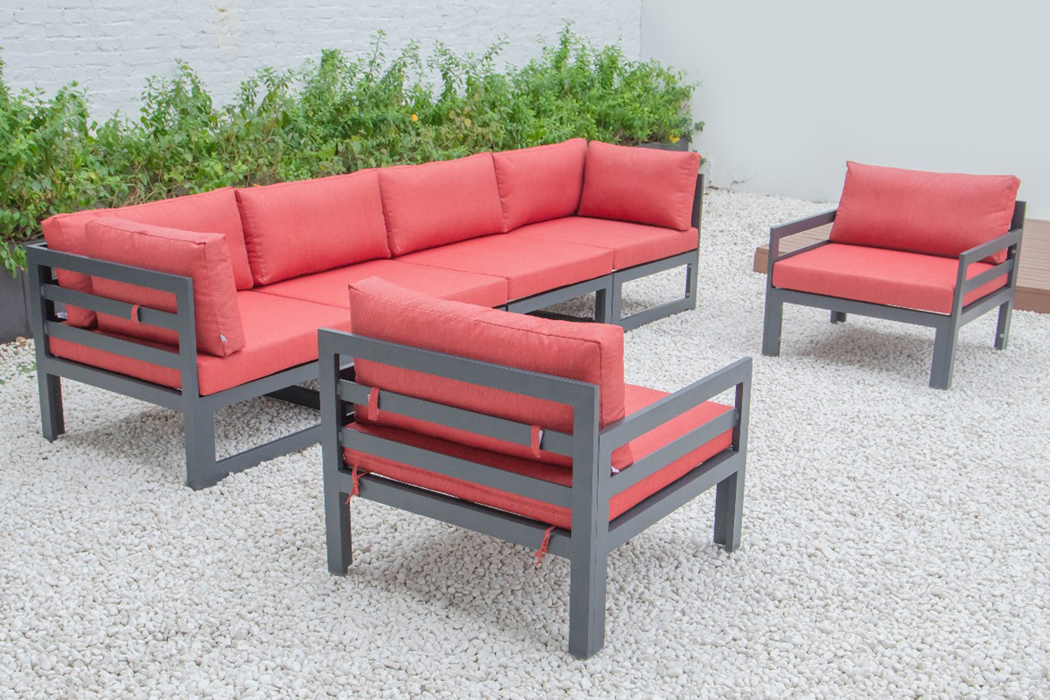 LeisureMod Chelsea 6-Piece Patio Armchair Sectional Black Aluminum with Cushions - Red