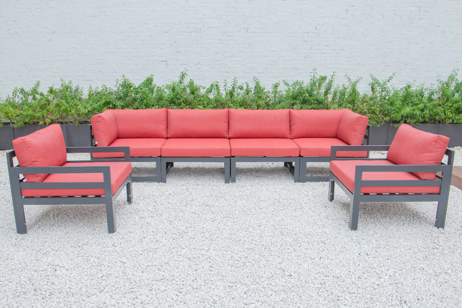 LeisureMod Chelsea 6-Piece Patio Armchair Sectional Black Aluminum with Cushions - Red