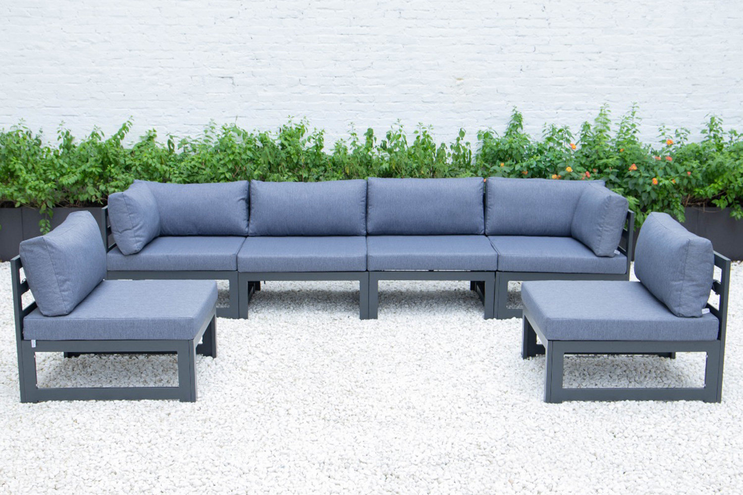 LeisureMod - Chelsea 6-Piece Patio Sectional In Black Aluminum with Cushions