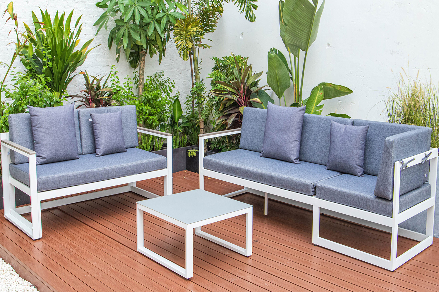 LeisureMod Chelsea White Sectional with Adjustable Headrest and Coffee Table with Cushions - Blue