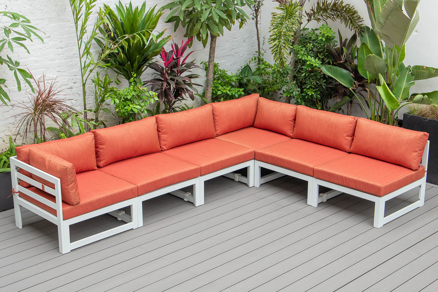 LeisureMod Chelsea 6-Piece Patio Sectional In White Aluminum with Cushions - Orange