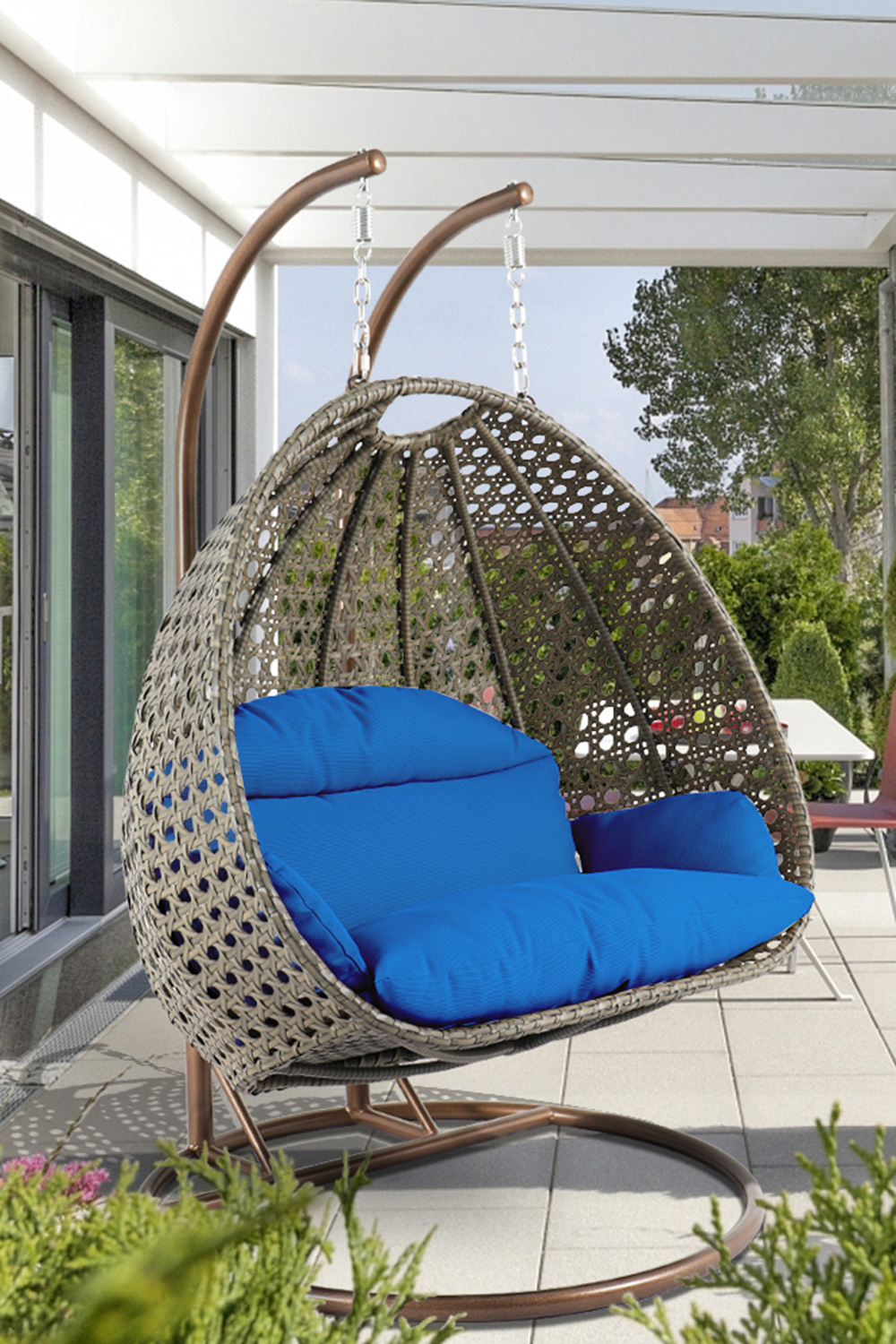 LeisureMod Modern Beige Wicker Hanging Double Seater Egg Swing Chair - Blue