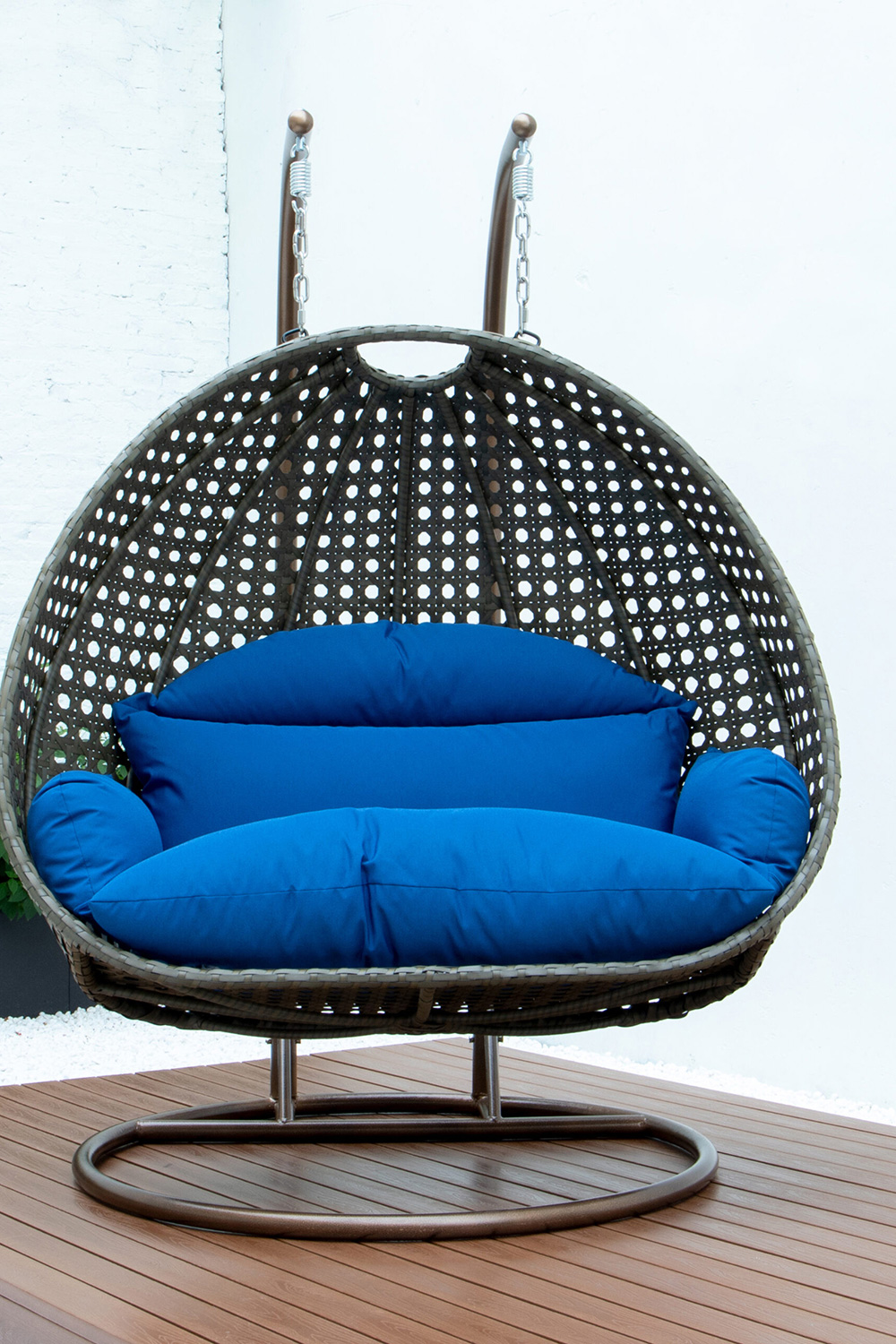 LeisureMod Modern Beige Wicker Hanging Double Seater Egg Swing Chair - Blue