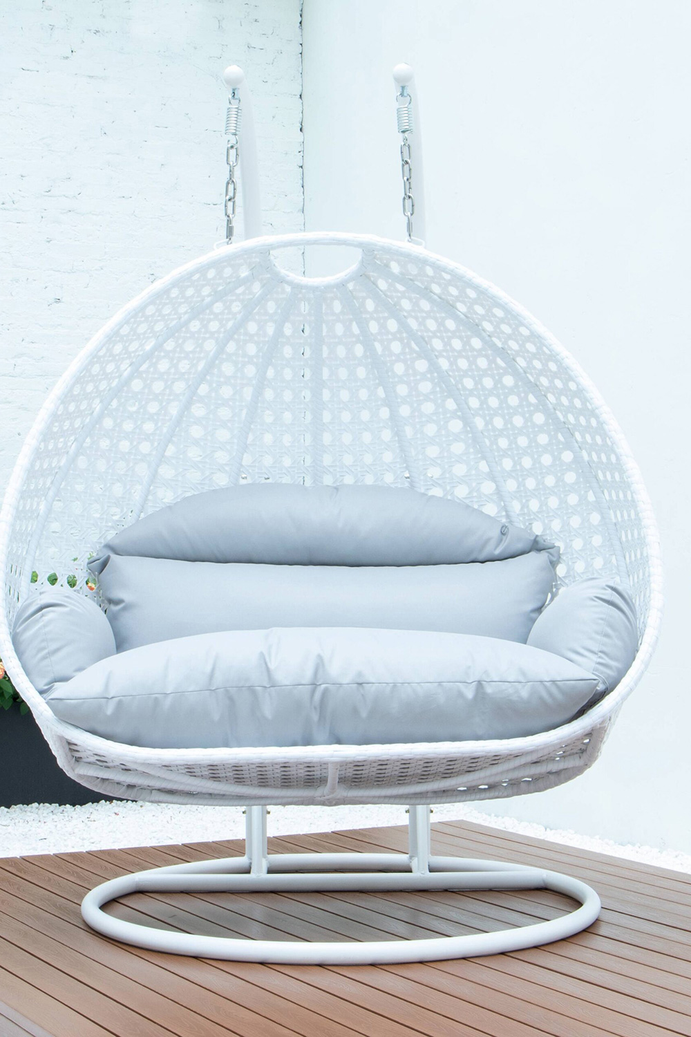 LeisureMod Modern White Wicker Hanging Double Seater Egg Swing Chair - Light Gray