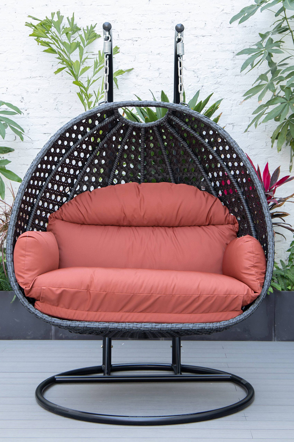 LeisureMod Mendoza Charcoal Wicker Hanging 2 Person Egg Swing Chair - Cherry