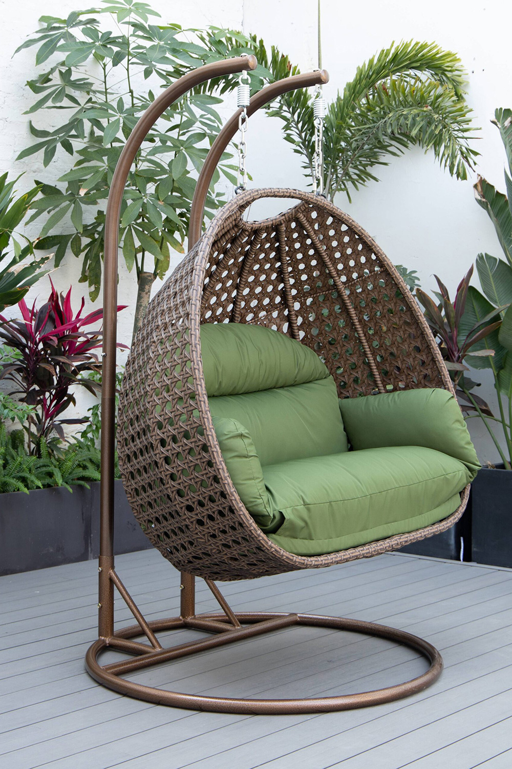 LeisureMod Mendoza Dark Brown Wicker Hanging 2 Person Egg Swing Chair - Dark Green