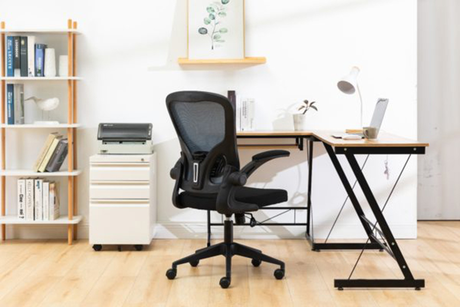 LeisureMod Newton Mesh Office Chair - Gray