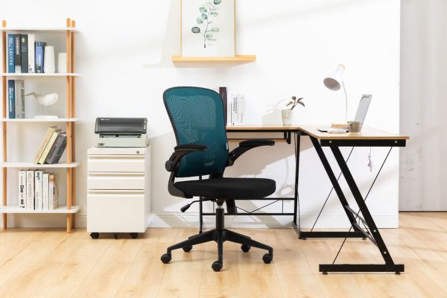 LeisureMod Newton Mesh Office Chair - Teal