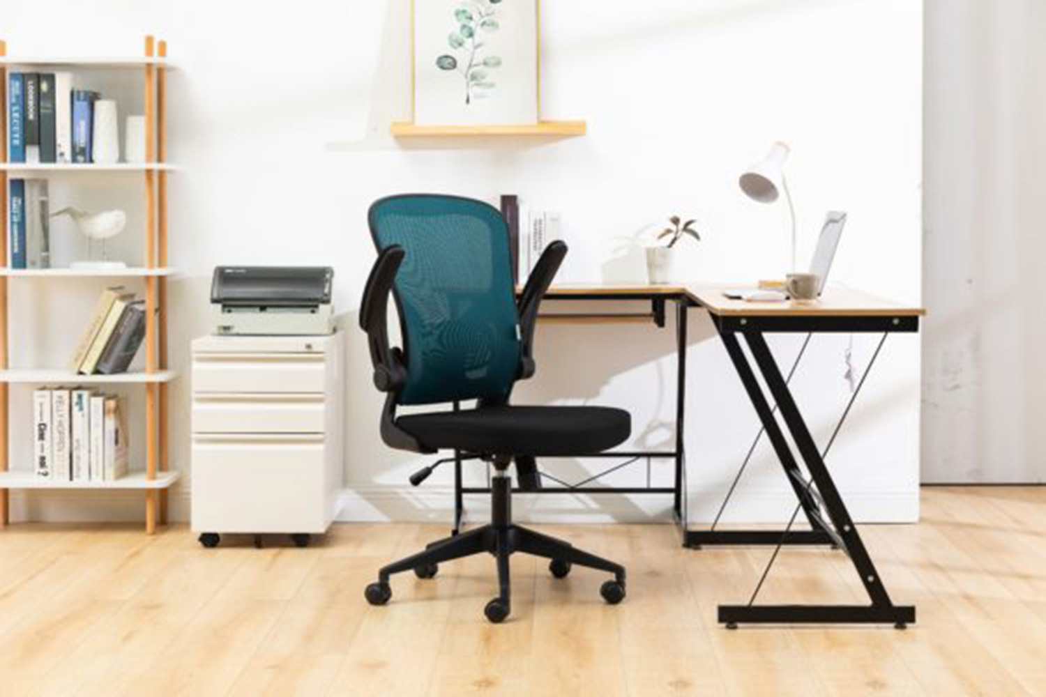 LeisureMod Newton Mesh Office Chair - Teal