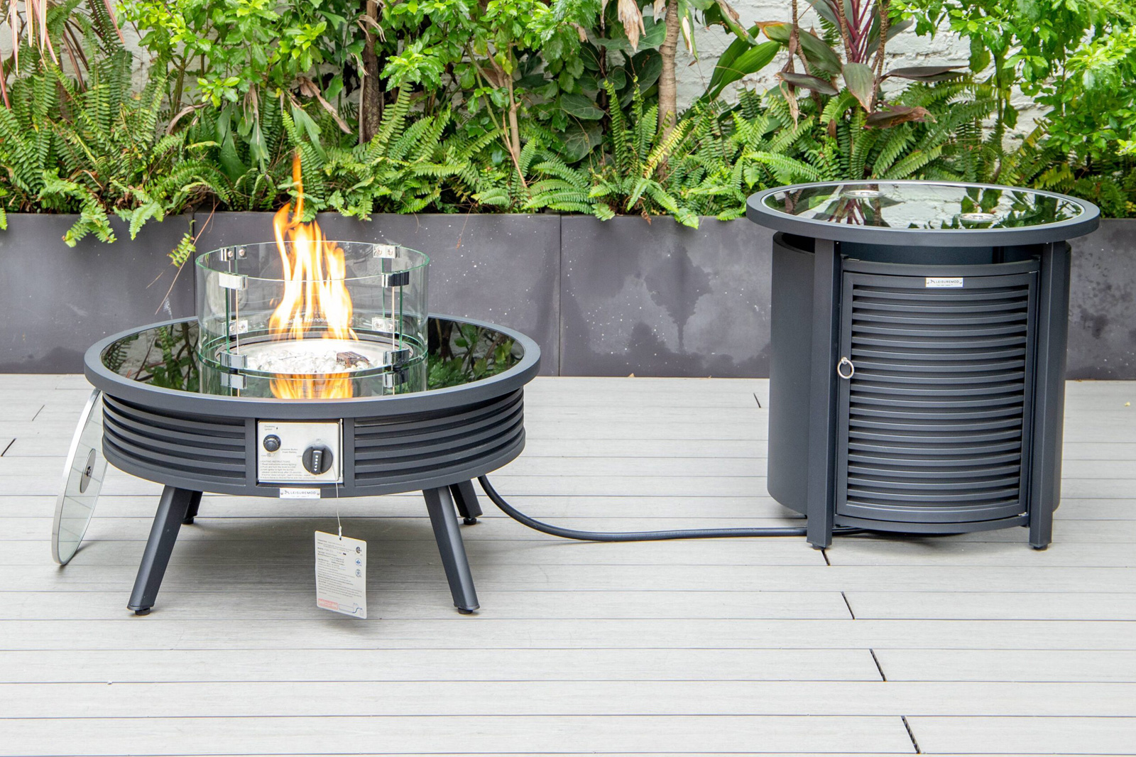 LeisureMod Walbrooke Modern Black Patio Conversation With Round Fire Pit With Slats Design & Tank Holder - Beige