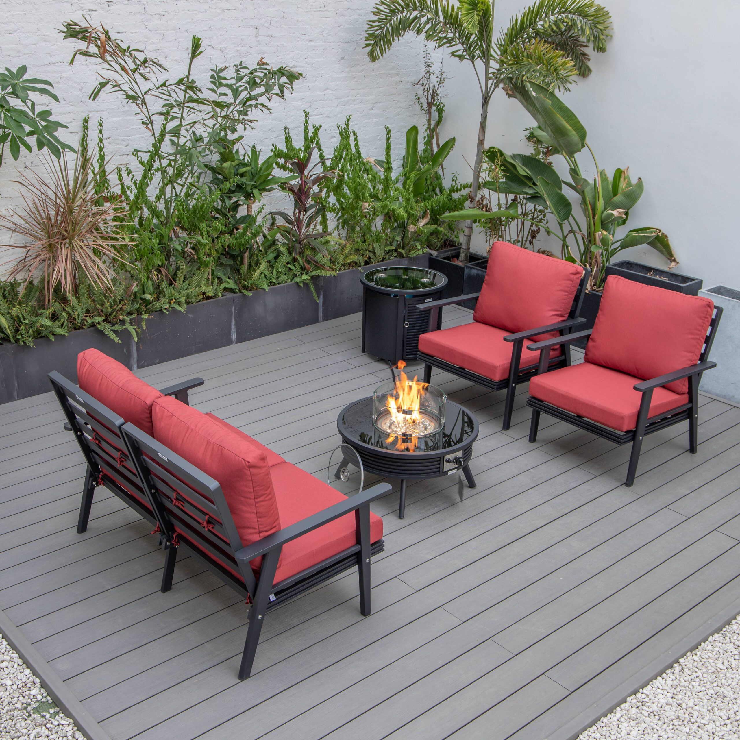 LeisureMod Walbrooke Modern Black Patio Conversation With Round Fire Pit With Slats Design & Tank Holder - Red