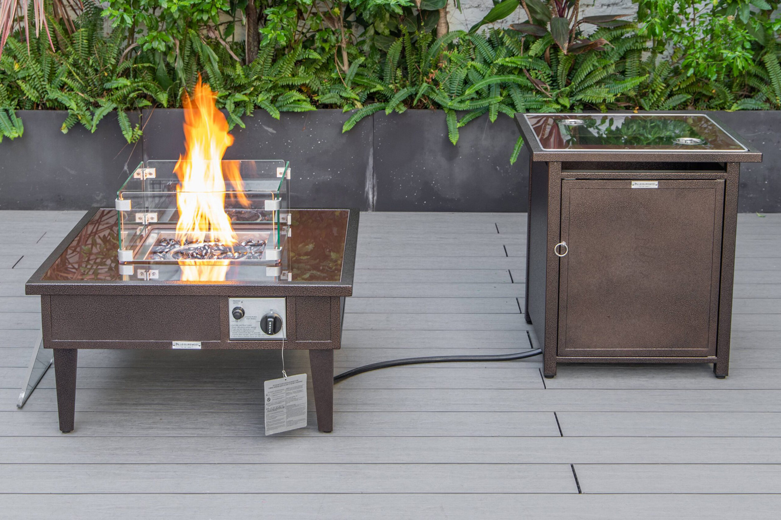 LeisureMod Walbrooke Modern Brown Patio Conversation With Square Fire Pit & Tank Holder - Green