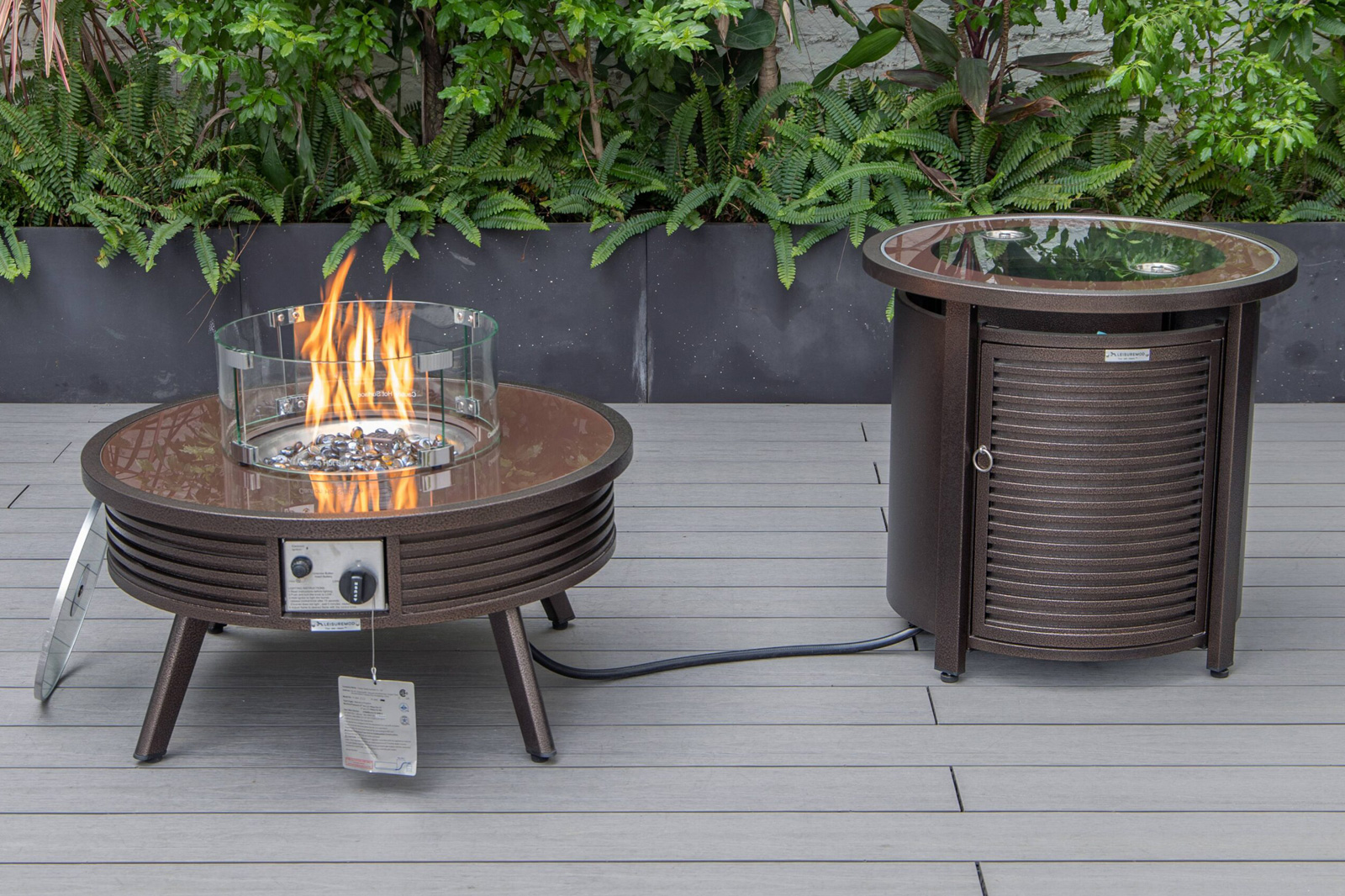 LeisureMod Walbrooke Modern Brown Patio Conversation With Round Fire Pit With Slats Design & Tank Holder - Beige