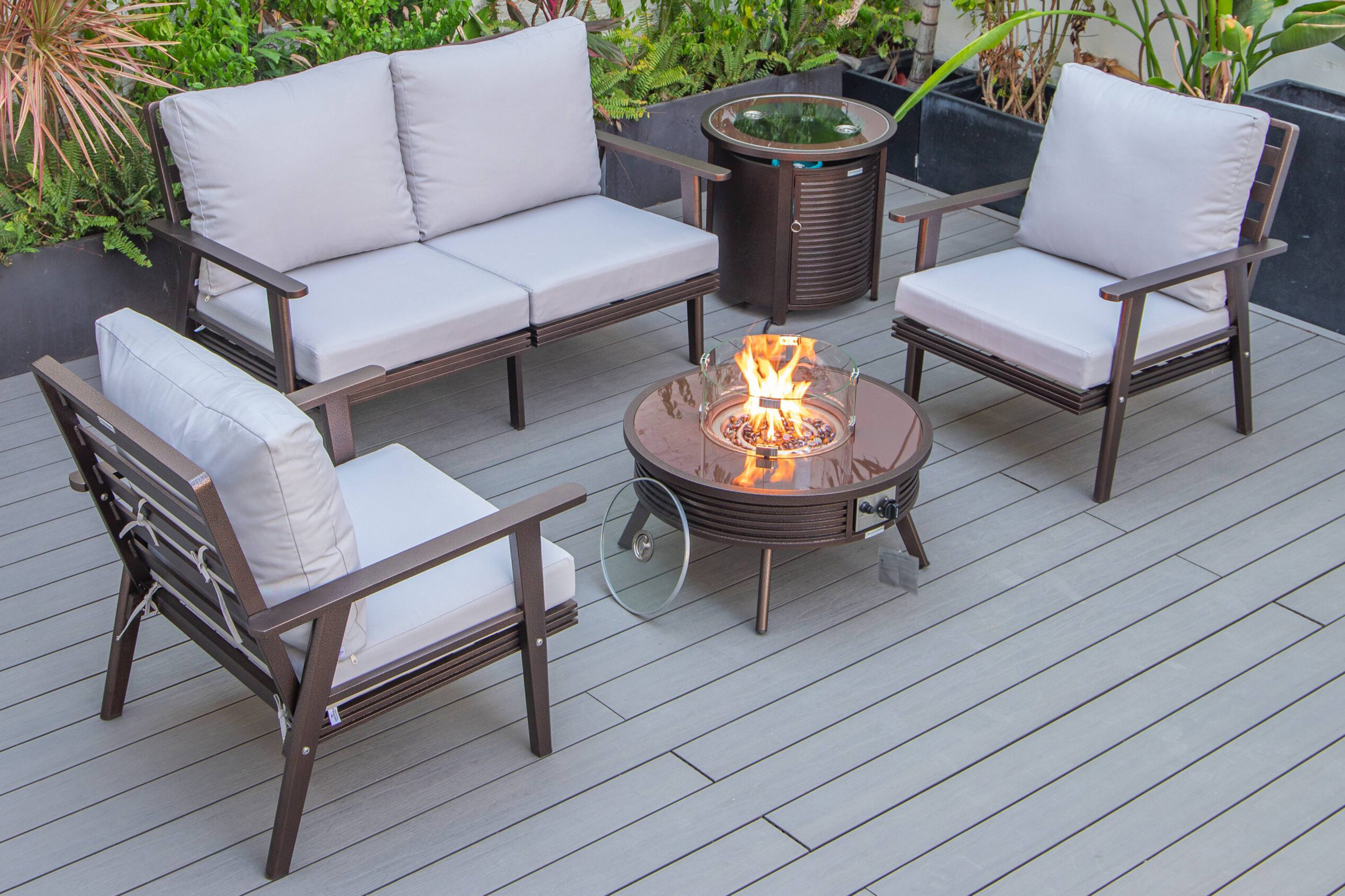 LeisureMod Walbrooke Modern Black Patio Conversation With Round Fire Pit With Slats Design & Tank Holder